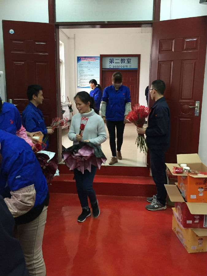 深化婦女普法教育，促進構(gòu)建和諧銀億